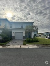 Building Photo - 755 Driving Range Ct