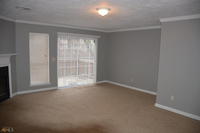 Building Photo - 3991 Bayside Cir