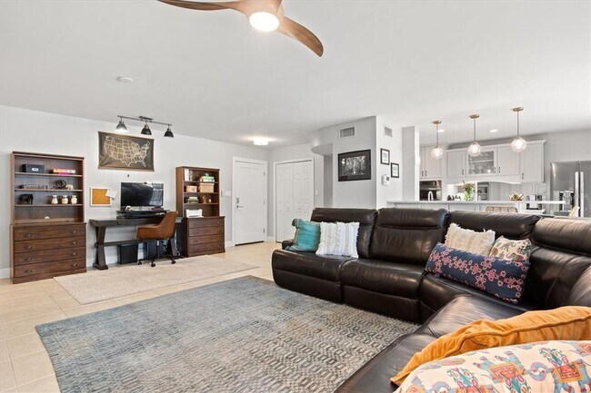 Foto del edificio - 1100 Imperial Dr