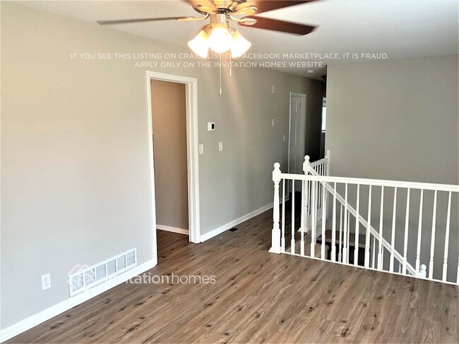 Building Photo - 1588 Hampshire Pl