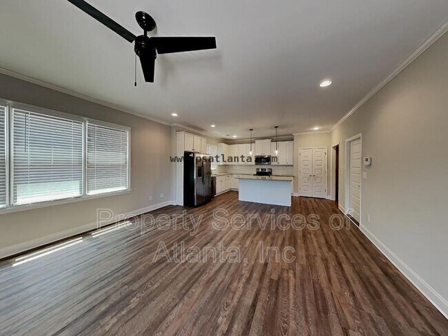 Foto del edificio - 4908 Noble Vlg Wy