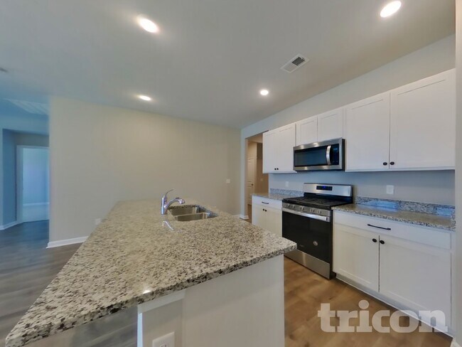 Foto del edificio - 2028 Tate Farm Ln