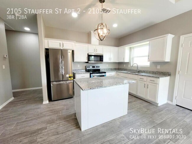 Foto del edificio - 2105 Stauffers St