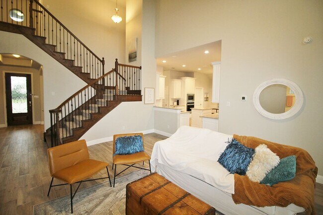 Building Photo - Beautiful Custom 2-Story 6/3/2 Nestled on ...