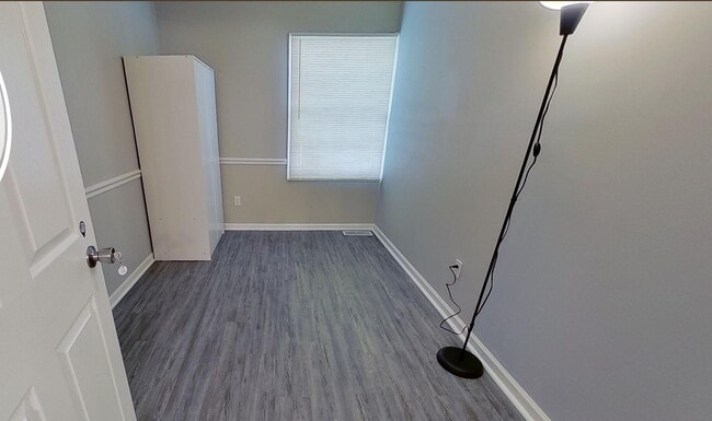 Foto del edificio - 3712 Oil Creek Dr
