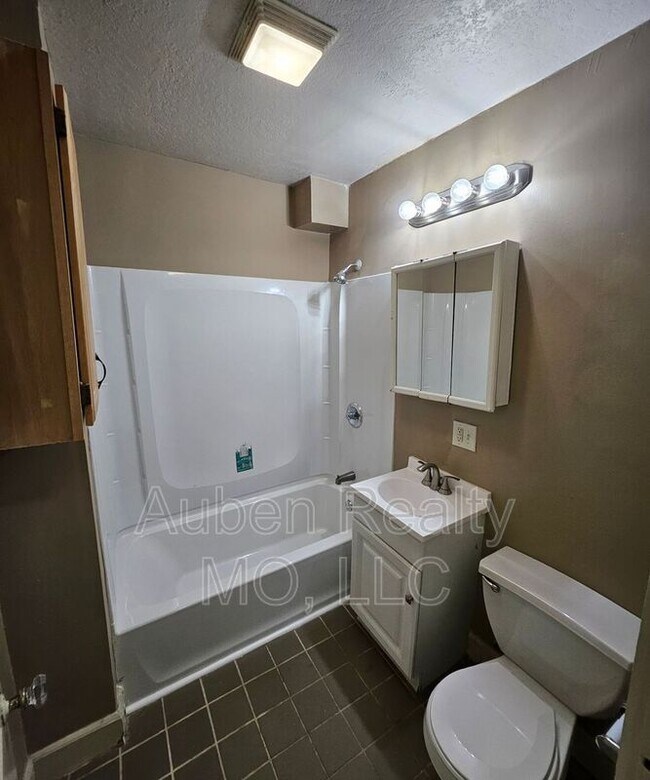 Foto del edificio - 5407 Harrison St