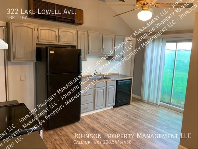 Building Photo - 322 Lake Lowell Ave