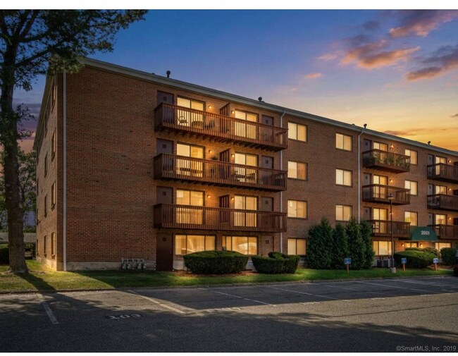 Foto del edificio - 2320 Harbor View Dr