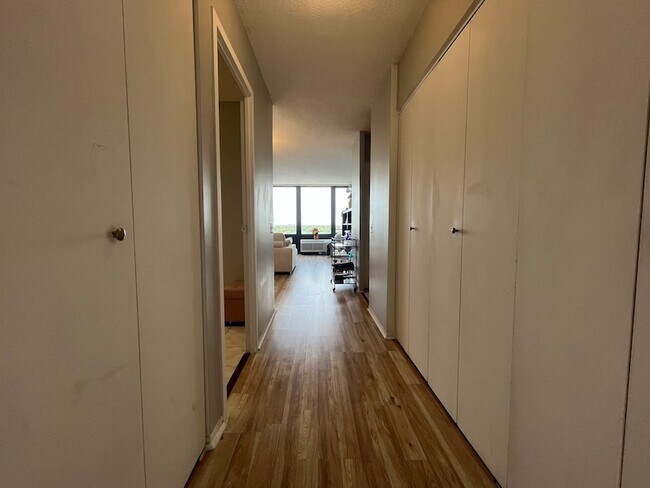 Foto del edificio - 5320 N Sheridan Rd