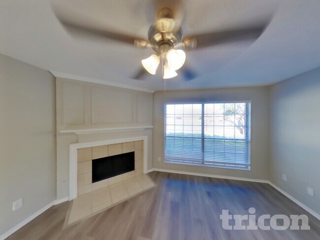 Building Photo - 3308 Steamboat Dr