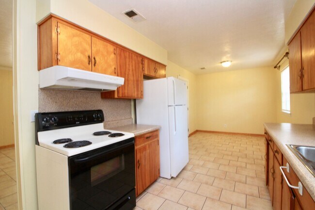 Foto del edificio - 5113 Morris Ave