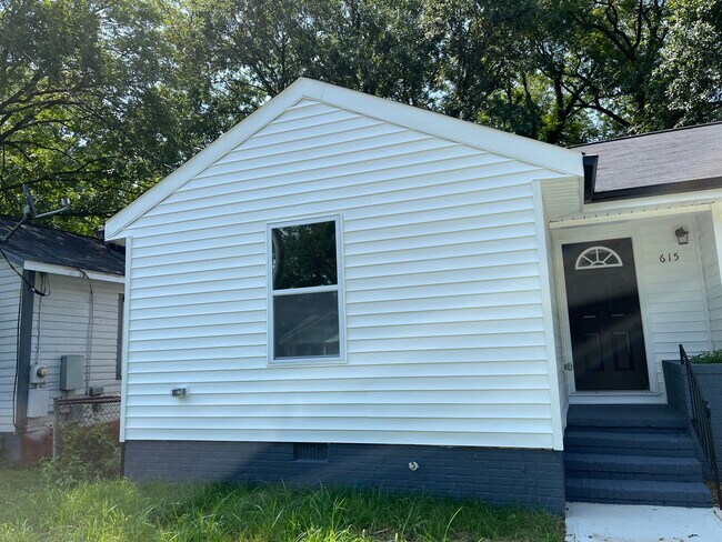 Foto del edificio - 615 W Harrison Ave