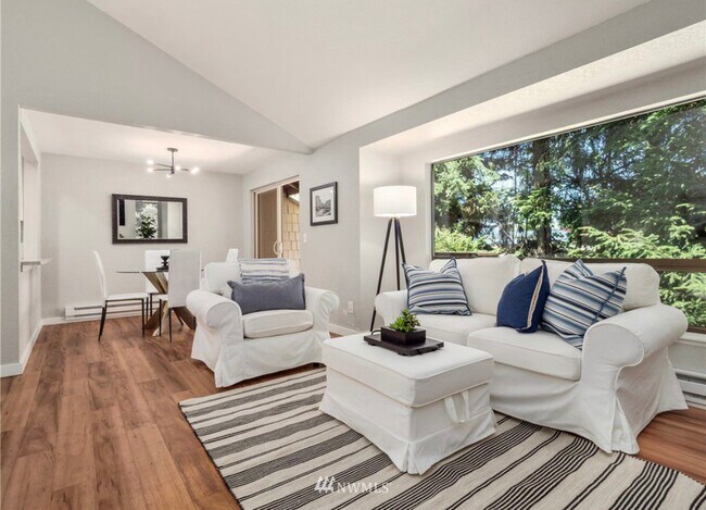 Photo - 705 143rd Ave NE Apartment