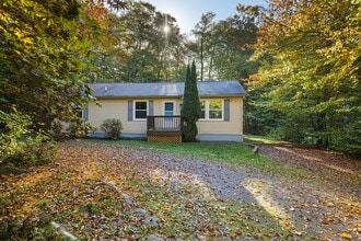 Building Photo - 7133 Susquehanna Dr