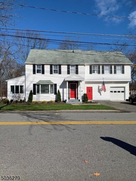 Foto principal - 84 Mt Pleasant Ave