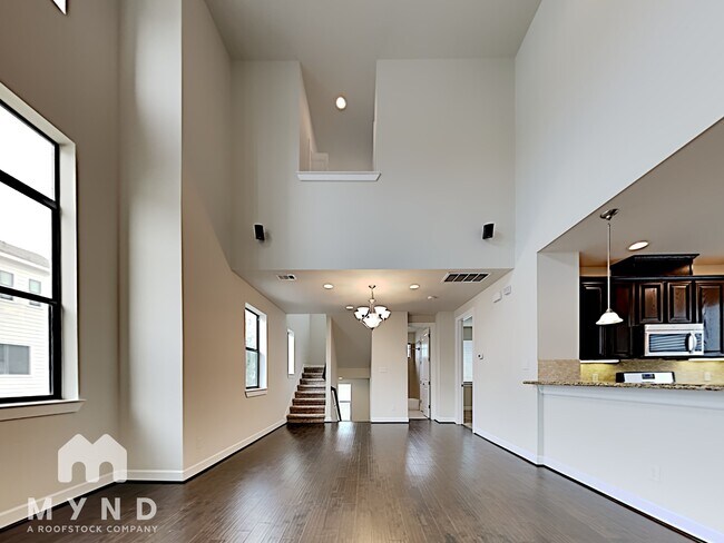 Foto del edificio - 9062 Laverne Cres