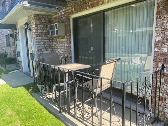 Foto principal - 5355 N Delphia Ave