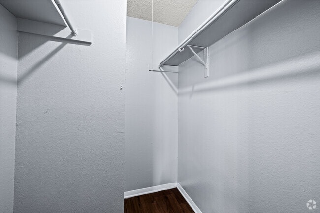 1BR, 1BA - 575SF - Closet - The Summit Apartments