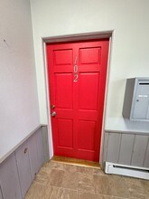 Building Photo - 208 West Ave