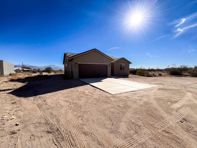 Building Photo - 3Bed/2Bath House at N 168th St/E Rio Verde...