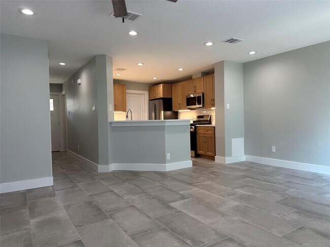 Foto del edificio - 7205 Aldea Dr