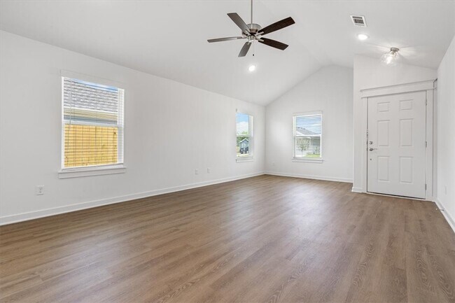 Building Photo - 5955 W Holdcroft Dr