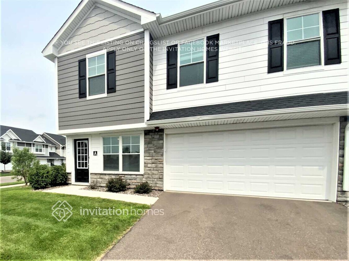 Foto principal - 10926 Zest St NE