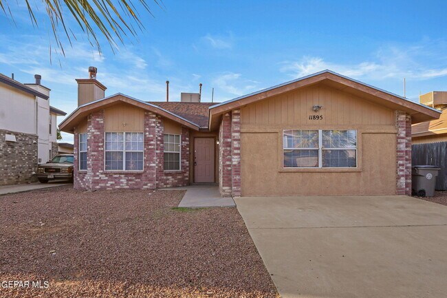 Building Photo - 11895 Stone Castle Dr