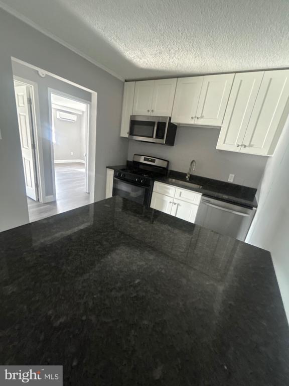 Foto del edificio - 400 Main St