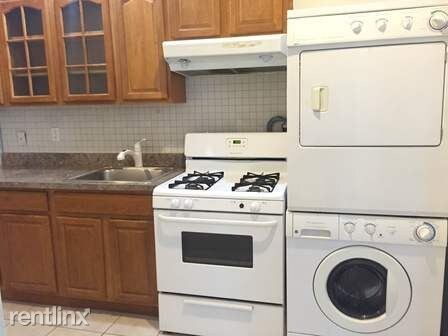 Building Photo - 437 Bay Ridge Pky