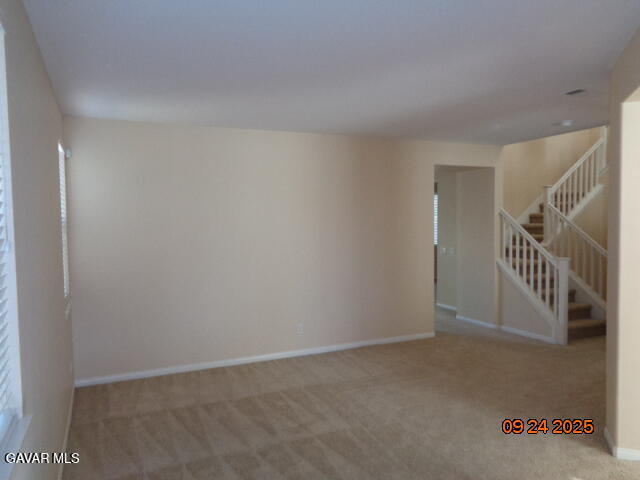 Building Photo - 42308 Klamath Ln