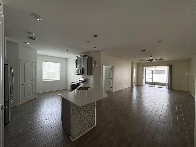Building Photo - 2710 Slash Wy