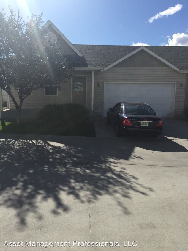 3 br, 2.5 bath House 642 Antelope Circle House Rental in Billings