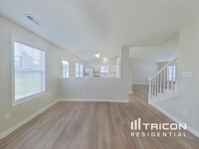 Building Photo - 1540 Hollow Maple Dr