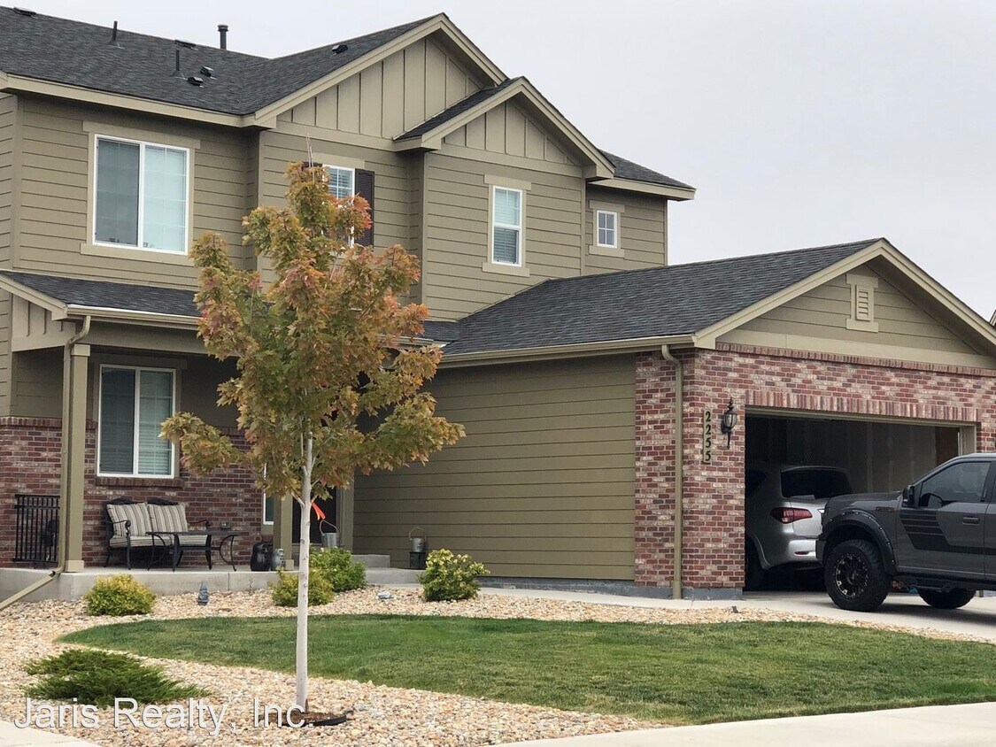 Primary Photo - 4 br, 2.5 bath House - 2255 Summerhill Drive