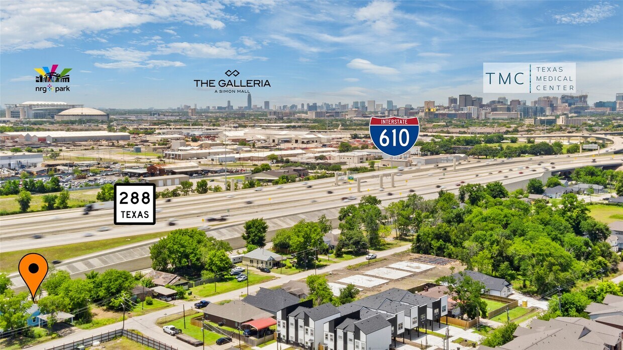 Foto principal - 8402 Bassett St