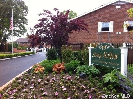 Primary Photo - 460 Old Town Rd