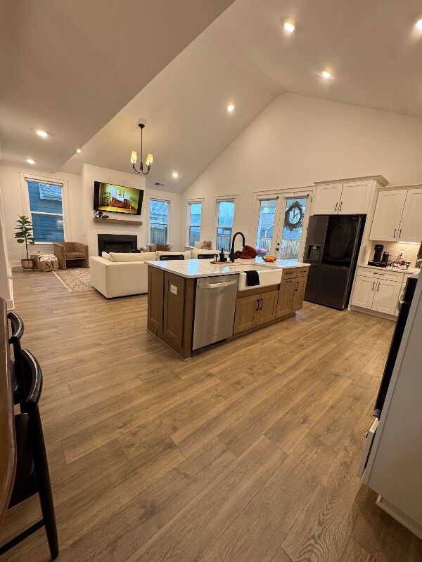 Foto del edificio - 389 Hammock Ln