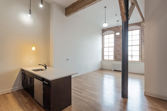 Foto del edificio - 154 Ave E