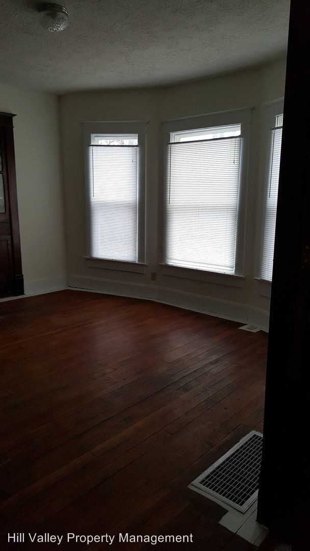 Building Photo - 3 br, 1 bath House - 1728 S 10th St