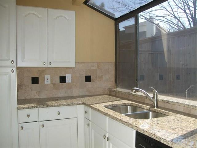 Building Photo - 18040 Midway Rd