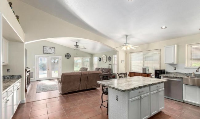 Building Photo - 22556 N Haley Dr