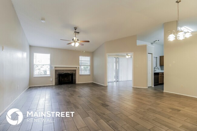 Foto del edificio - 1406 Prairie Lake Blvd
