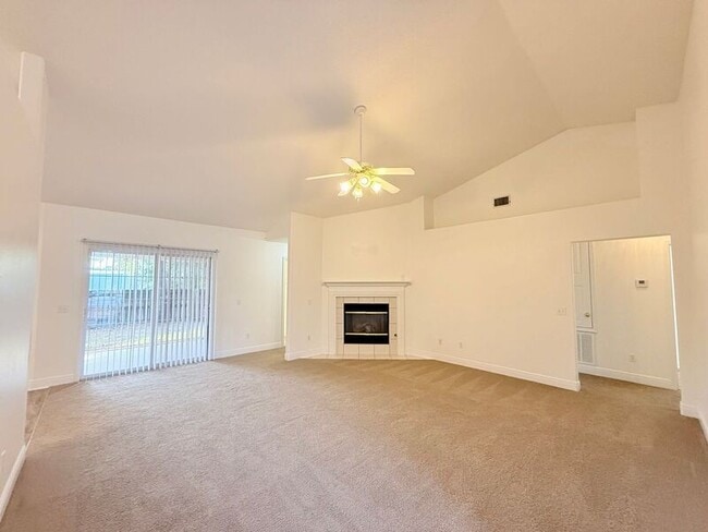 Building Photo - 7945 Amethyst Dr