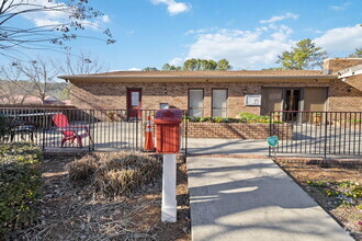 Building Photo - 1004 Patton Creek Ln