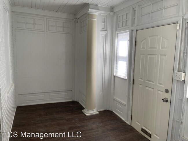 Building Photo - 3 br, 1 bath House - 2529 South Dewey Street