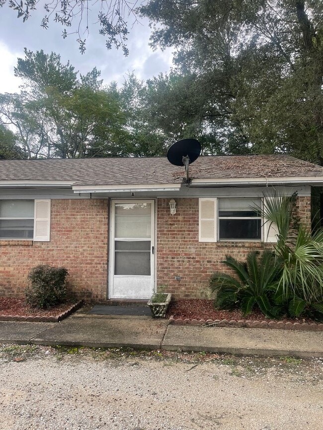 Building Photo - Energy Efficient 2-Bedroom 1-Bath Affordab...