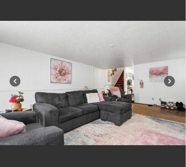 Foto del edificio - 1335 Lindenwood Dr