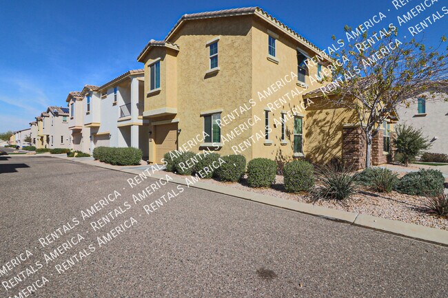 Foto del edificio - 17746 W Banff Ln