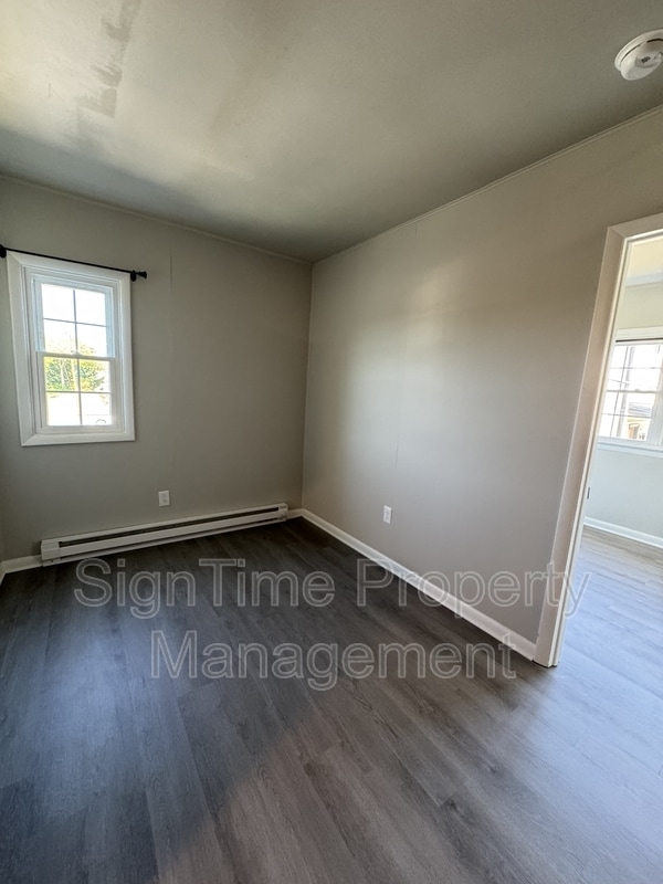 Building Photo - 15207 National Pike